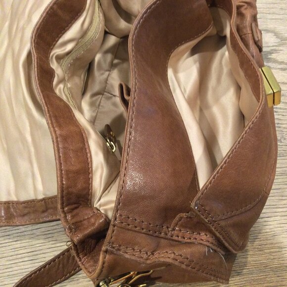 Juicy Couture Leather Cross Body Top Handle Chestnut Brown Tan Cognac - Picture 4 of 10